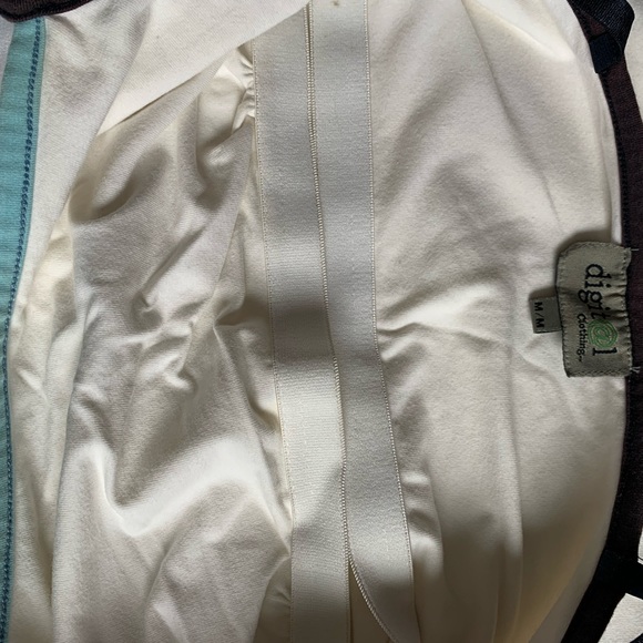 Medium White tank top,adjustable straps, navy & light blue trim, cotton/spandex - Picture 5 of 8